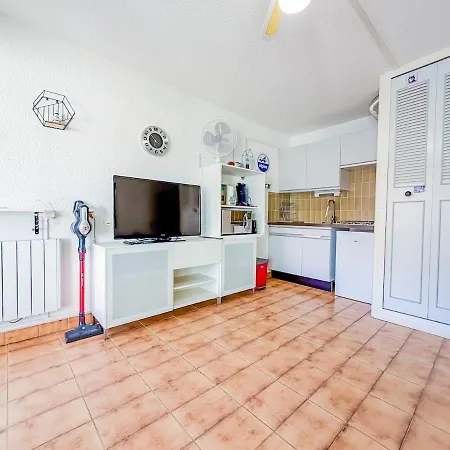 4 Pers Calme Proche Apartmán *